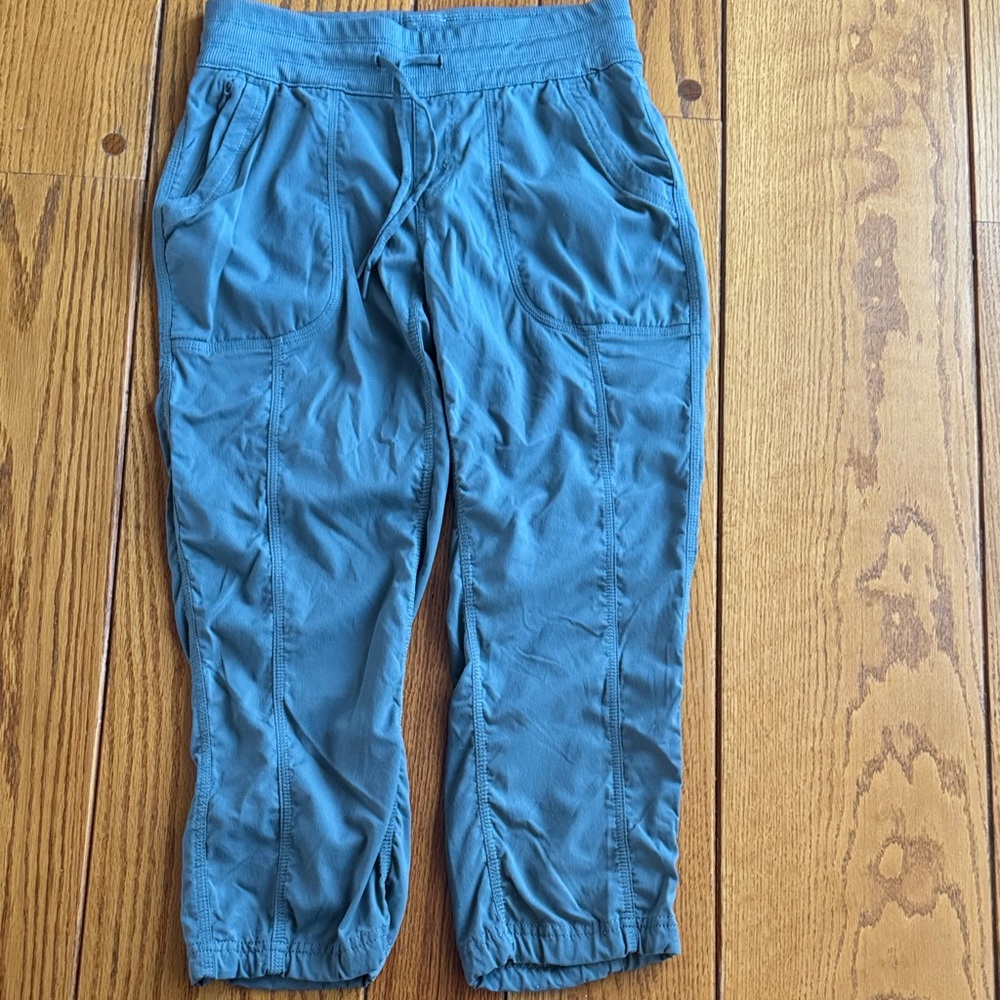 Women's North Face Motion Capris
